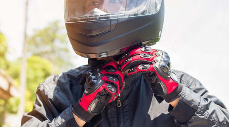 What Is The Safest Motorcycle Helmet? - MechanicWiz.Com