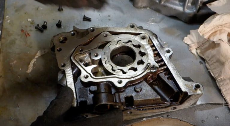 What Happens When An Oil Pump Fails? - MechanicWiz.Com