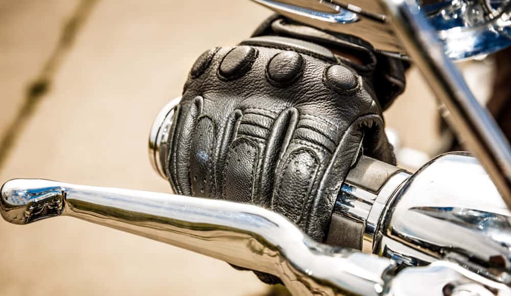 motorcycle gloves for numb hands